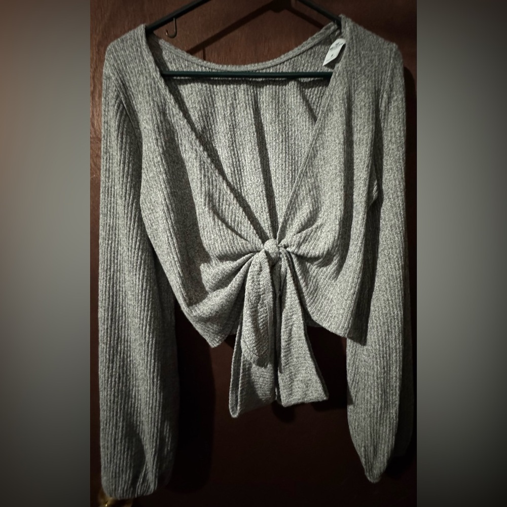 Women’s Hollister Medium crop top